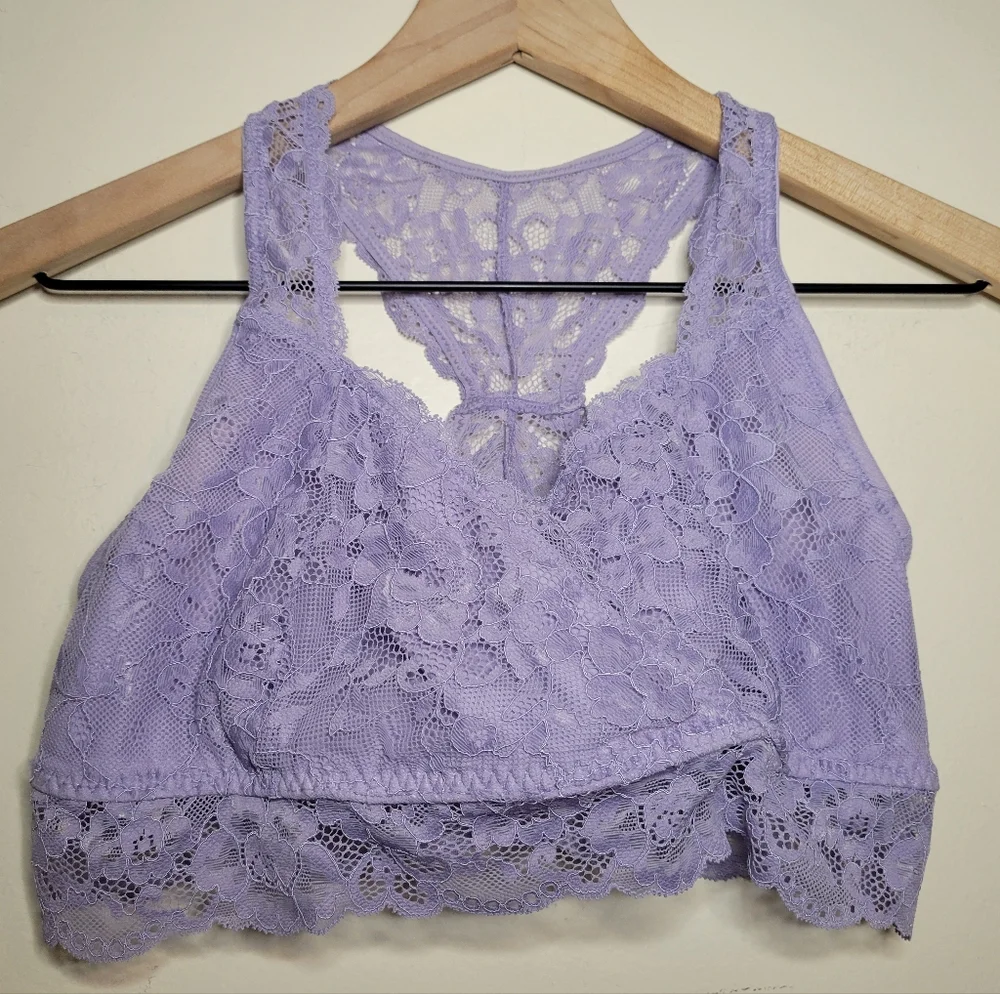 NWOT Motherhood Maternity lace nursing bra, small